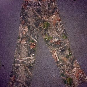 xL youth camo cargo pants